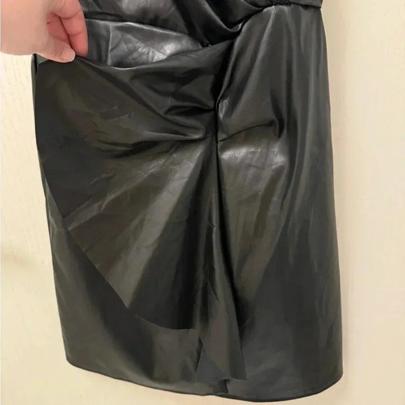 Black leather-like Promesa strappy dress great condition perfect for date night - Picture 5 of 8